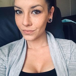 Meet your Posher, Jade